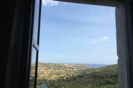 Lovely Renovated Apartment Near Dolcedo Exterior foto
